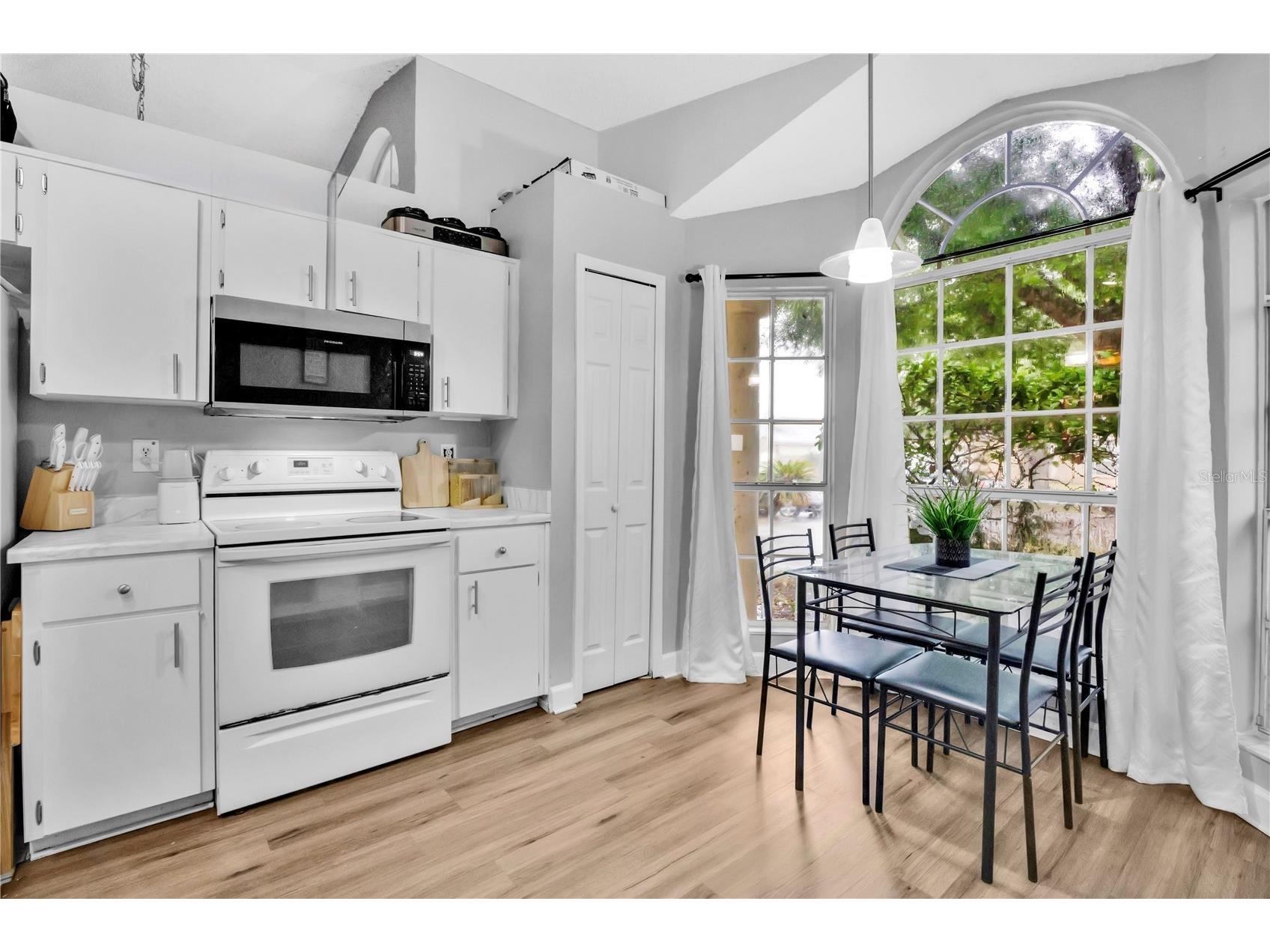 2413 Radnor Avenue Orlando FL 32826 O6405112 image8