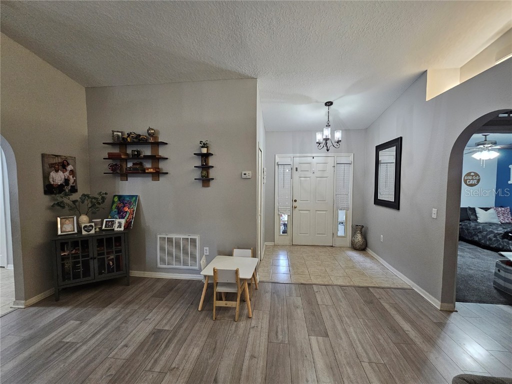 2413 Sandridge Circle Eustis FL 32726 O6287350 image4