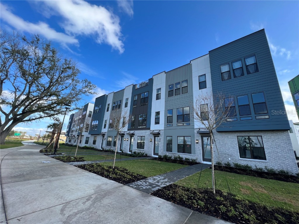 2414 Addalia Alley Orlando FL 32804 O6167876 image1