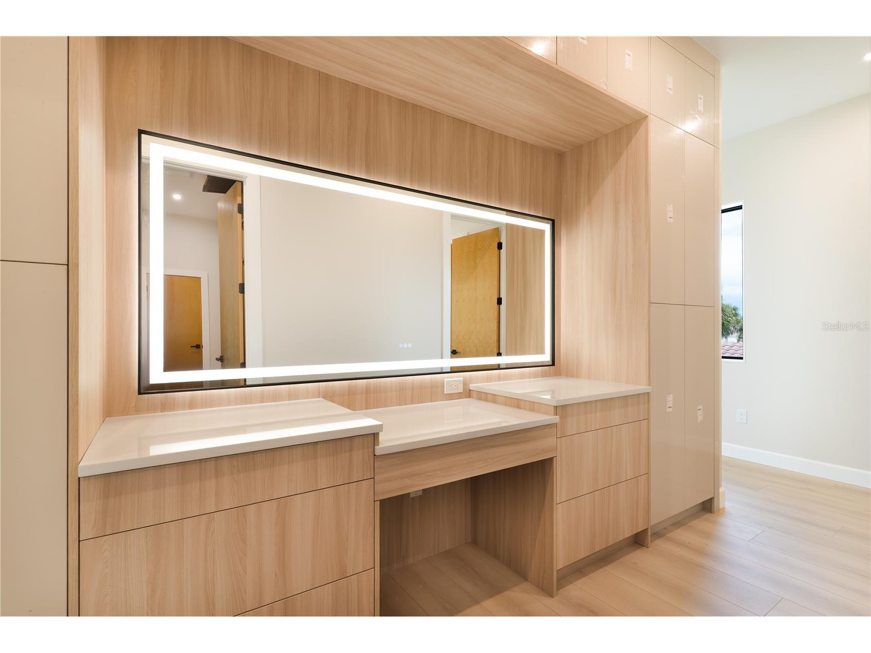 2414 Bayshore Road Nokomis FL 34275 - BLACKBURN BAY A4676619 image21