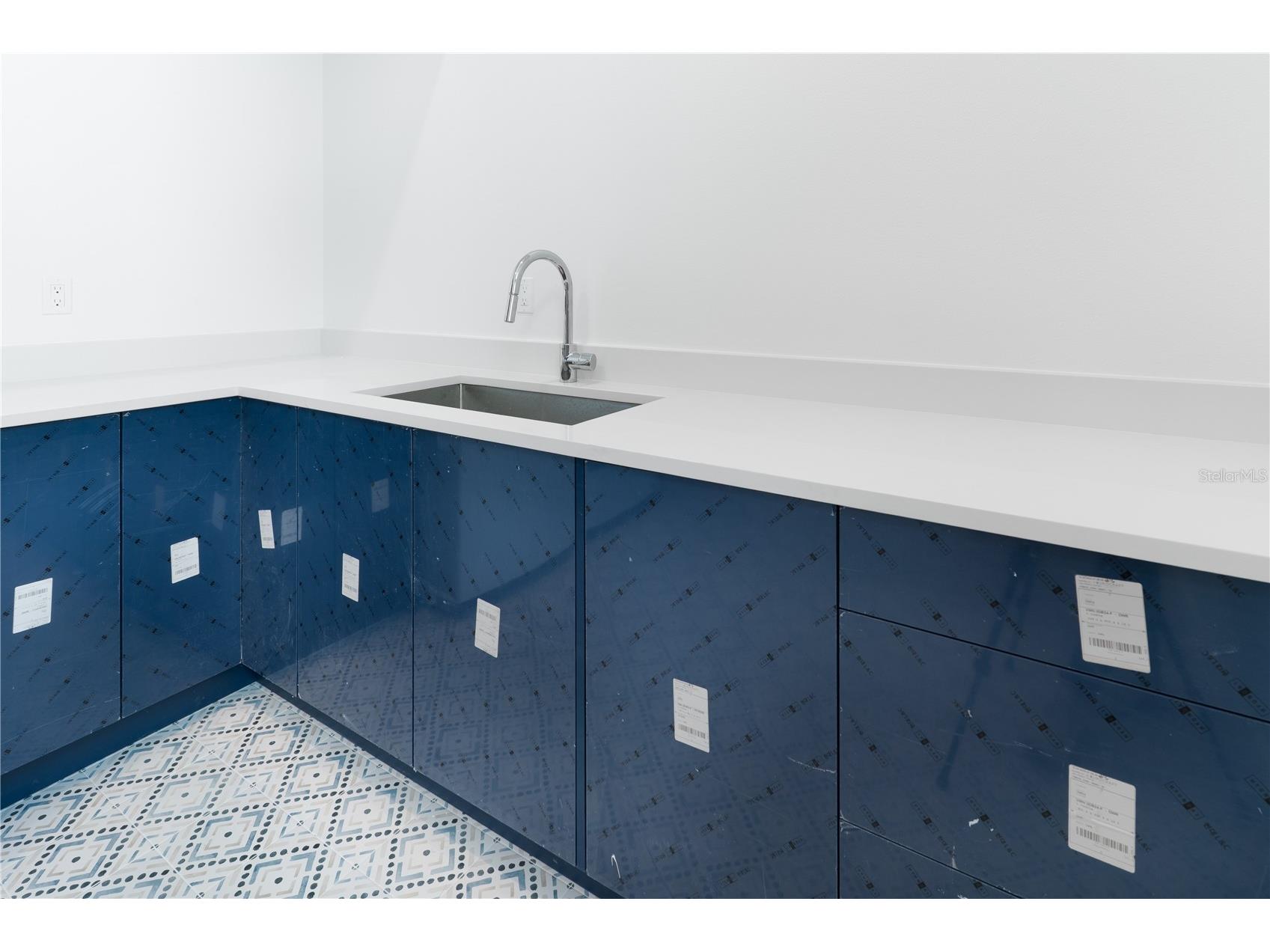 2414 Bayshore Road Nokomis FL 34275 - BLACKBURN BAY A4676619 image44