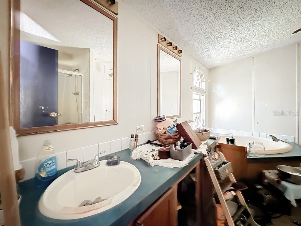 2414 Brock Road Plant City FL 33565 TB8442819 image32