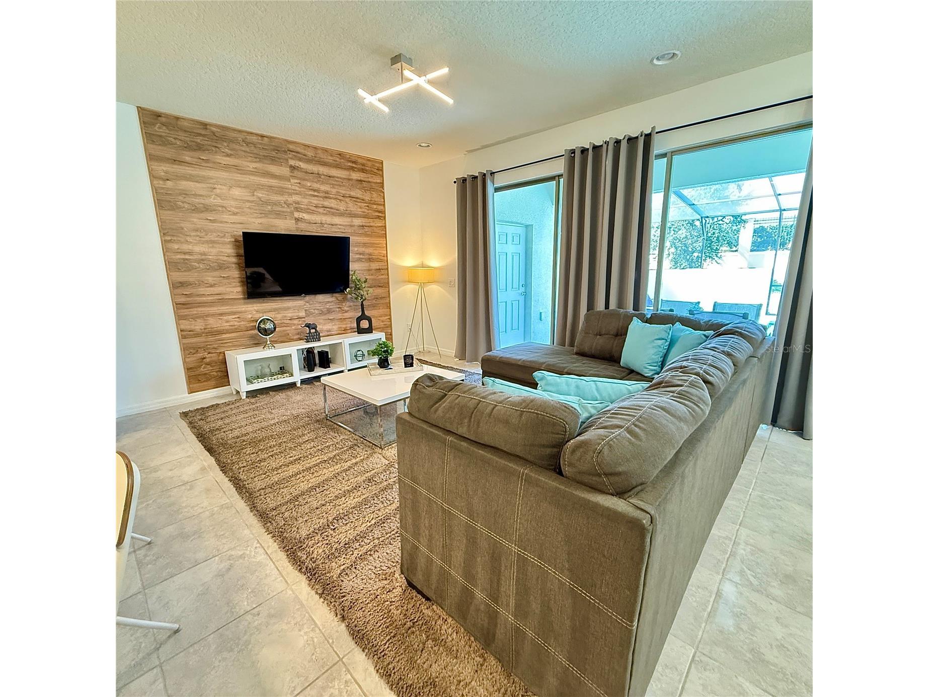 2414 Dubai Street Kissimmee FL 34747 O6414579 image8
