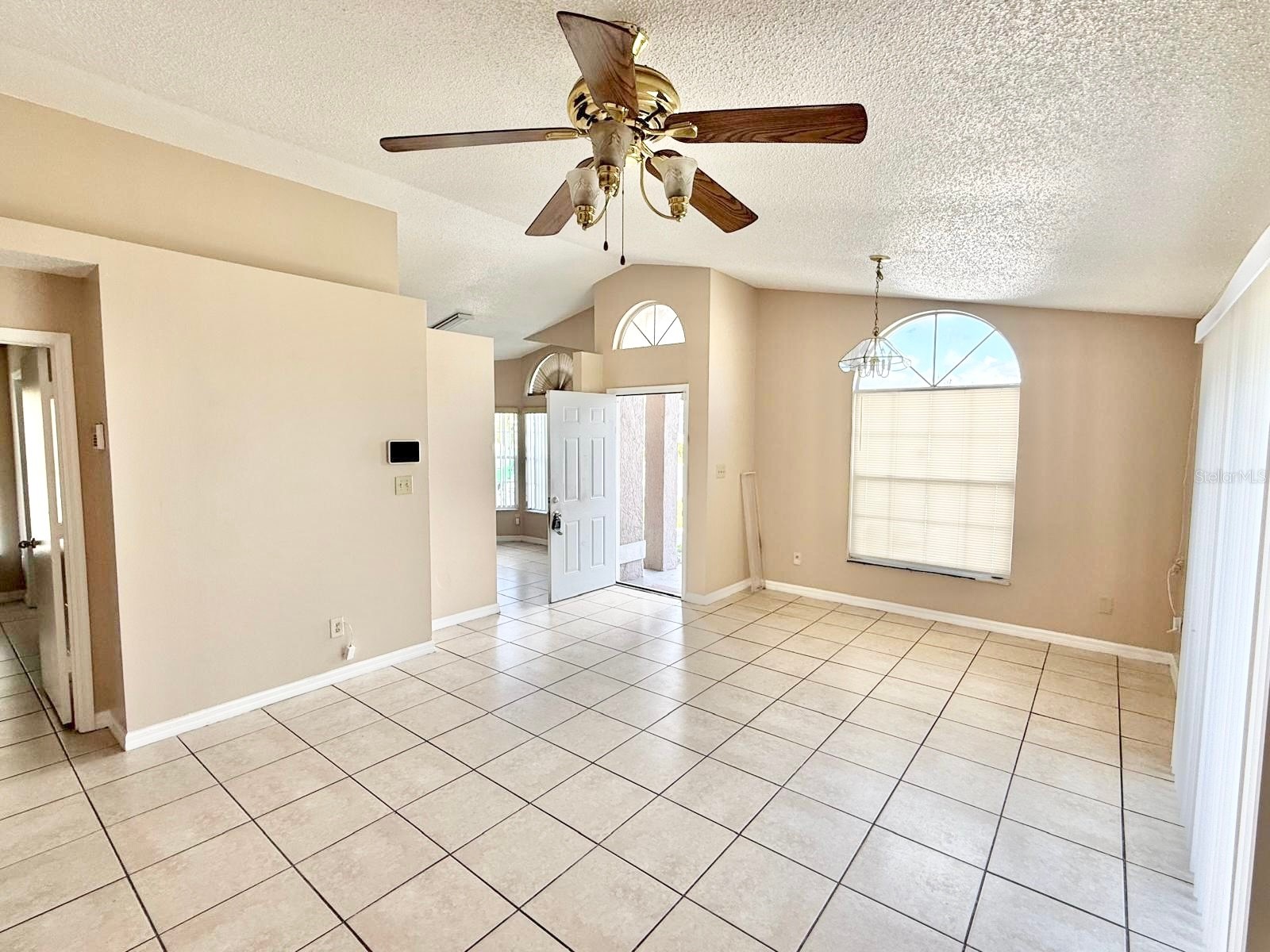 2414 Harbor Town Drive Kissimmee FL 34744 S5124865 image11
