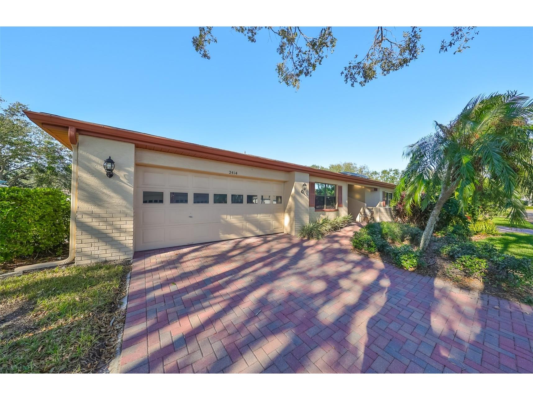 2414 Locksley Street Sun City Center FL 33573 TB8481160 image1
