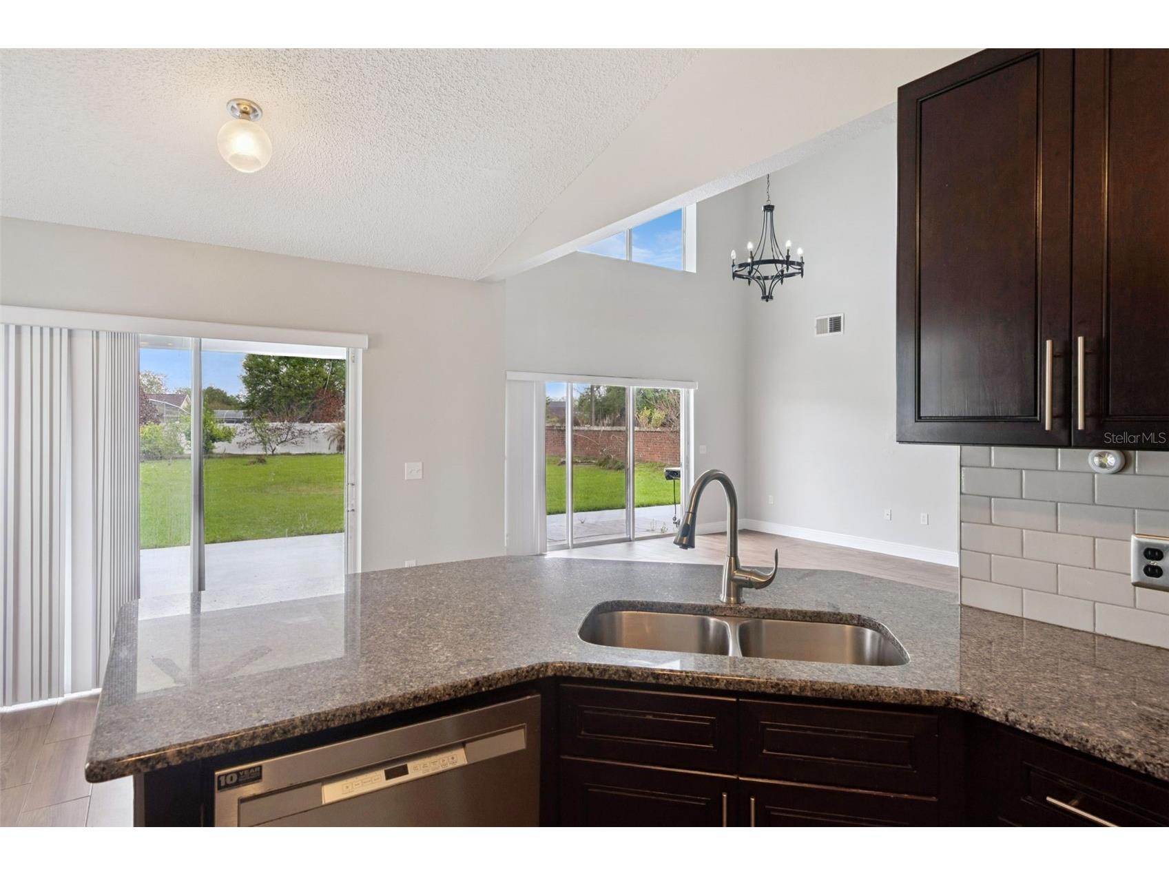 2414 Serenity Bend Kissimmee FL 34758 O6394142 image10