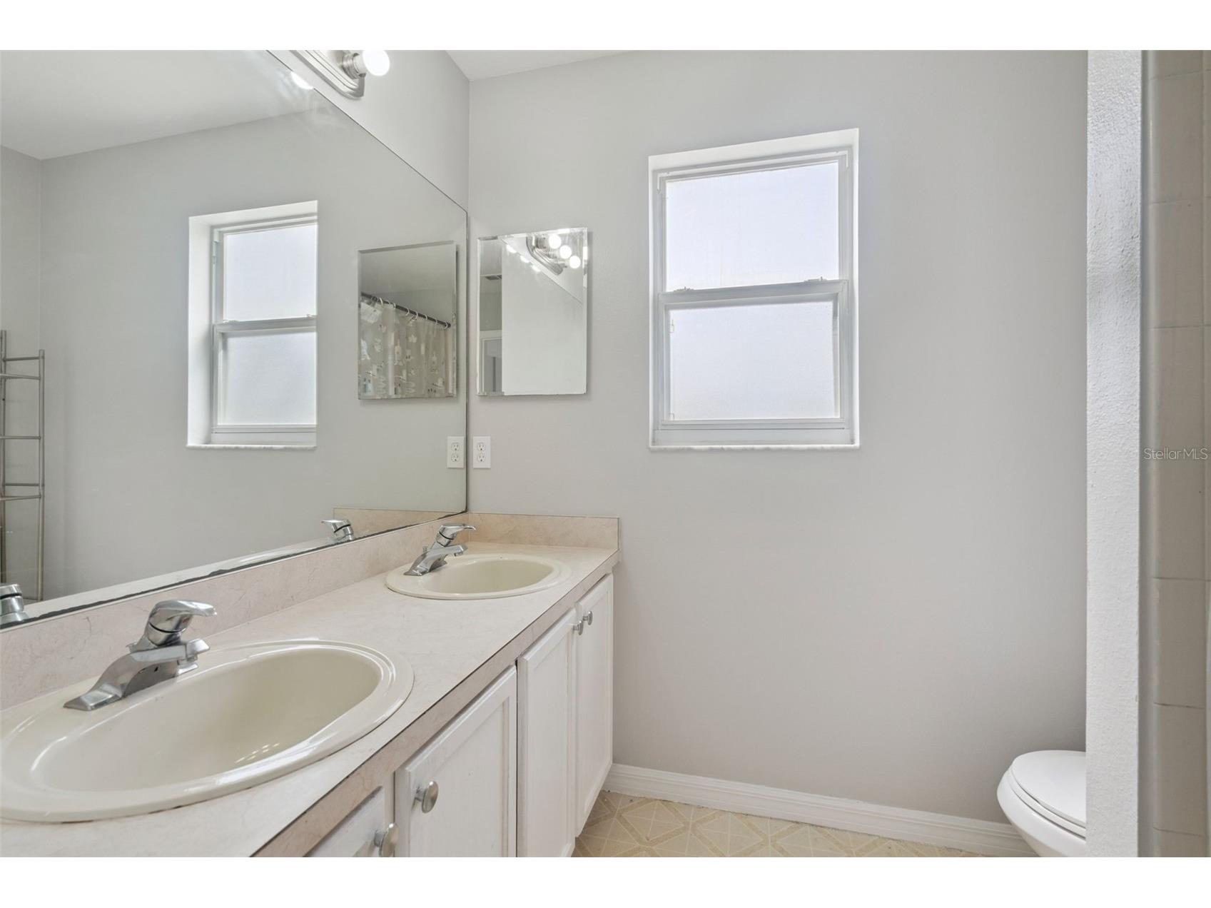 2414 Serenity Bend Kissimmee FL 34758 O6394142 image26