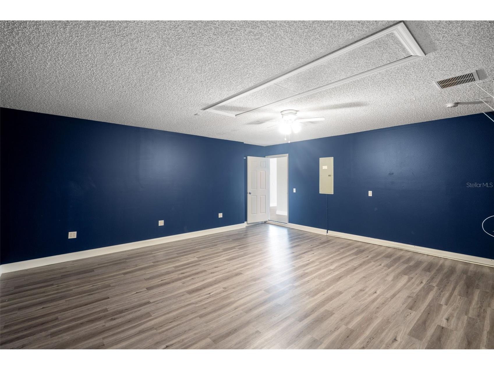 2414 Serenity Bend Kissimmee FL 34758 O6394142 image35