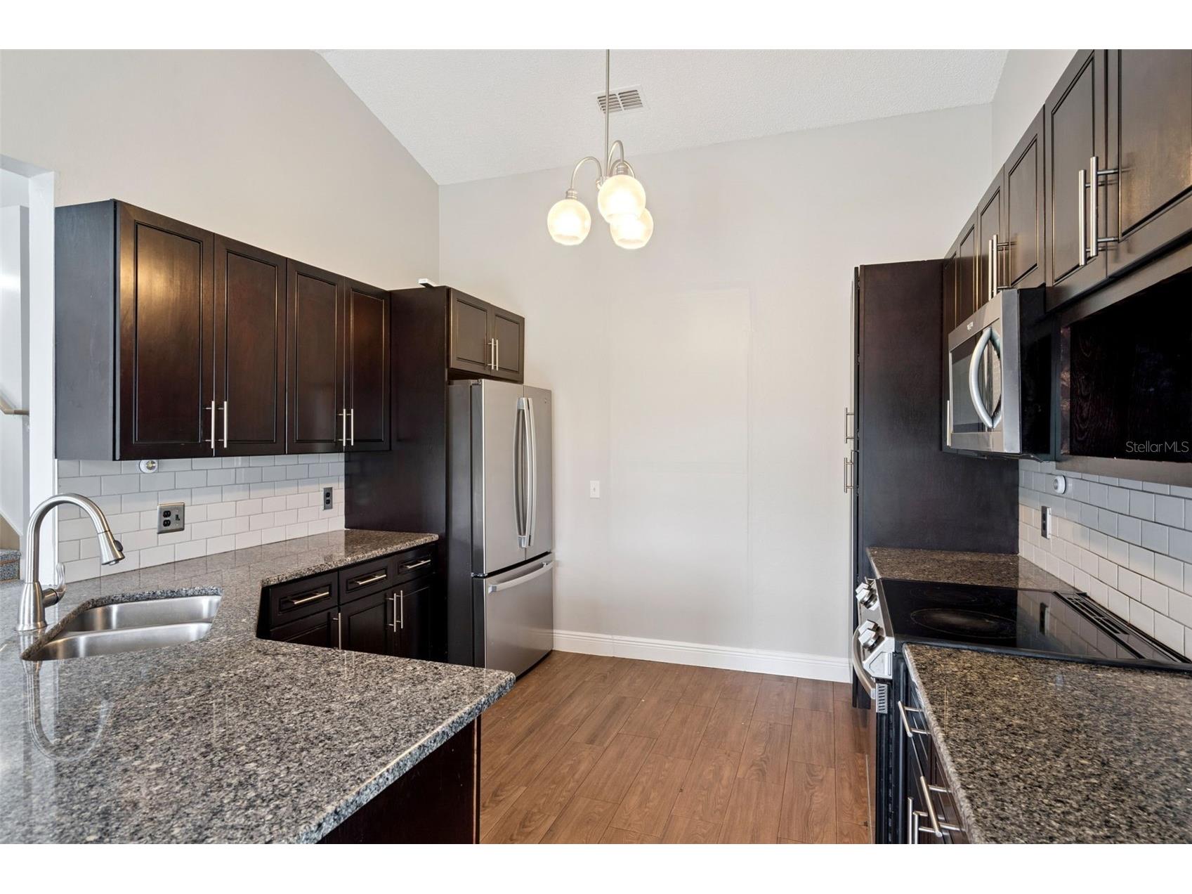 2414 Serenity Bend Kissimmee FL 34758 O6394142 image9