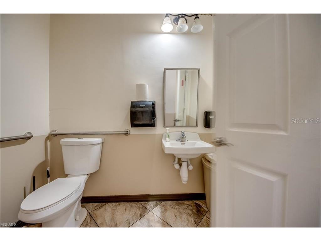 2414 Tamiami Trail #C Port Charlotte FL 33952 D6146475 image22