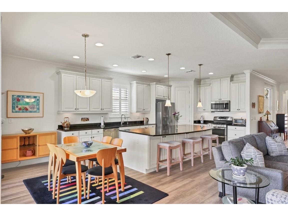 2414 Vaccaro Drive Sarasota FL 34231 A4677299 image13