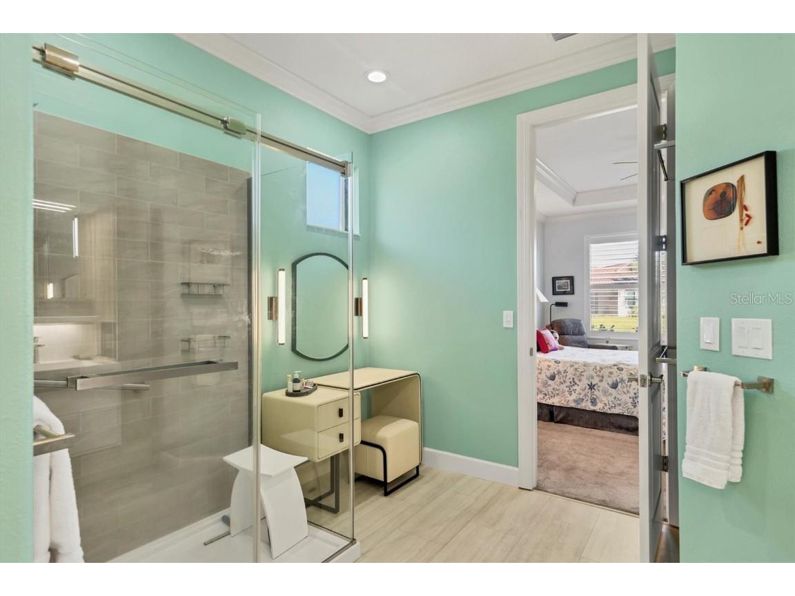 2414 Vaccaro Drive Sarasota FL 34231 A4677299 image17