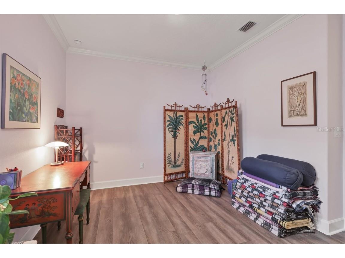 2414 Vaccaro Drive Sarasota FL 34231 A4677299 image22