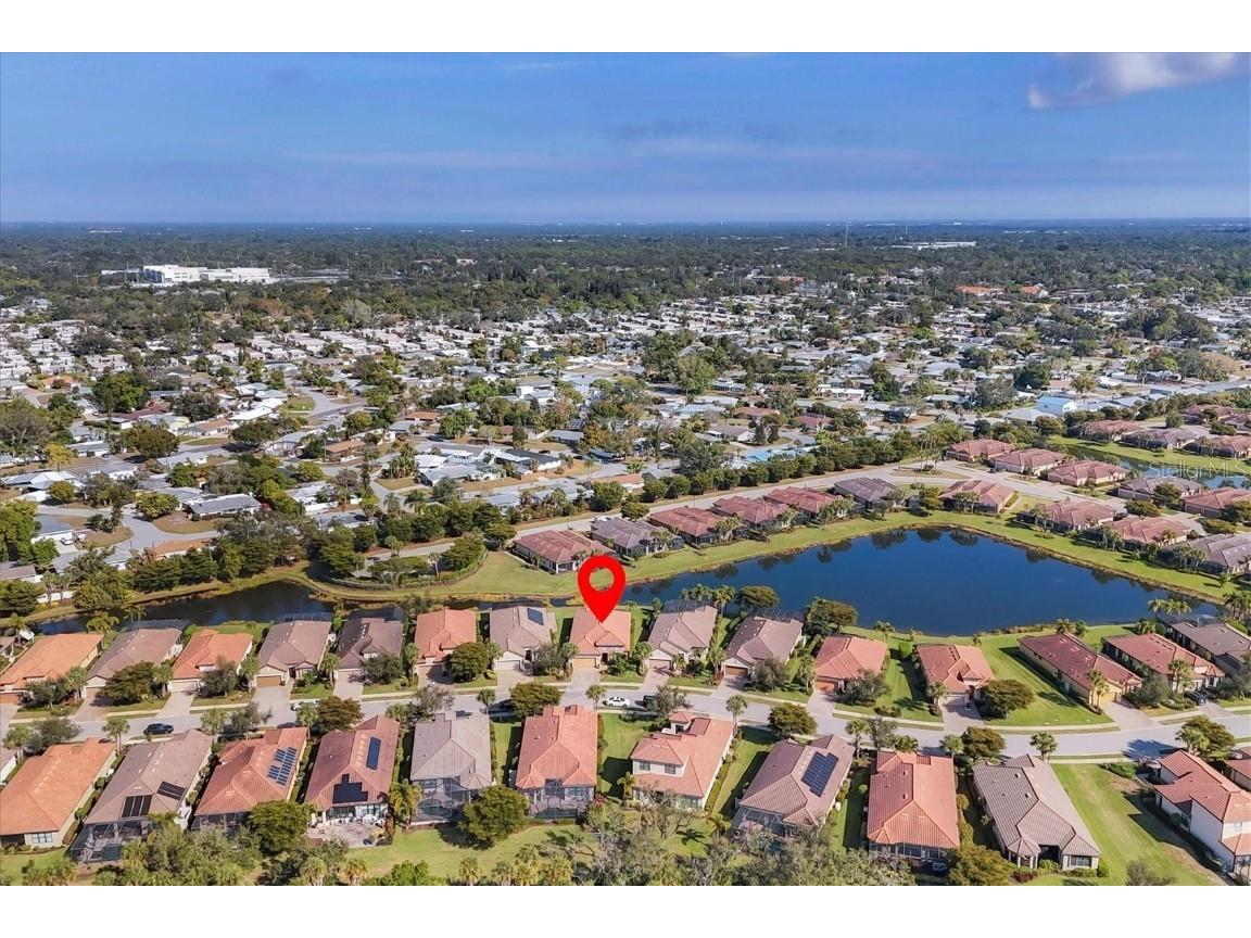 2414 Vaccaro Drive Sarasota FL 34231 A4677299 image3