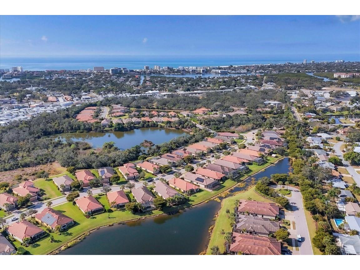 2414 Vaccaro Drive Sarasota FL 34231 A4677299 image30