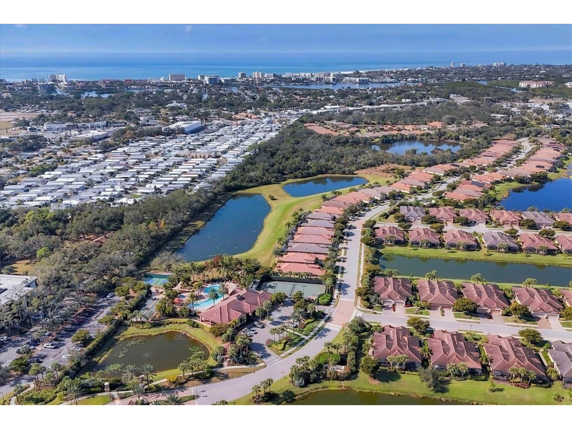 2414 Vaccaro Drive Sarasota FL 34231 A4677299 image38