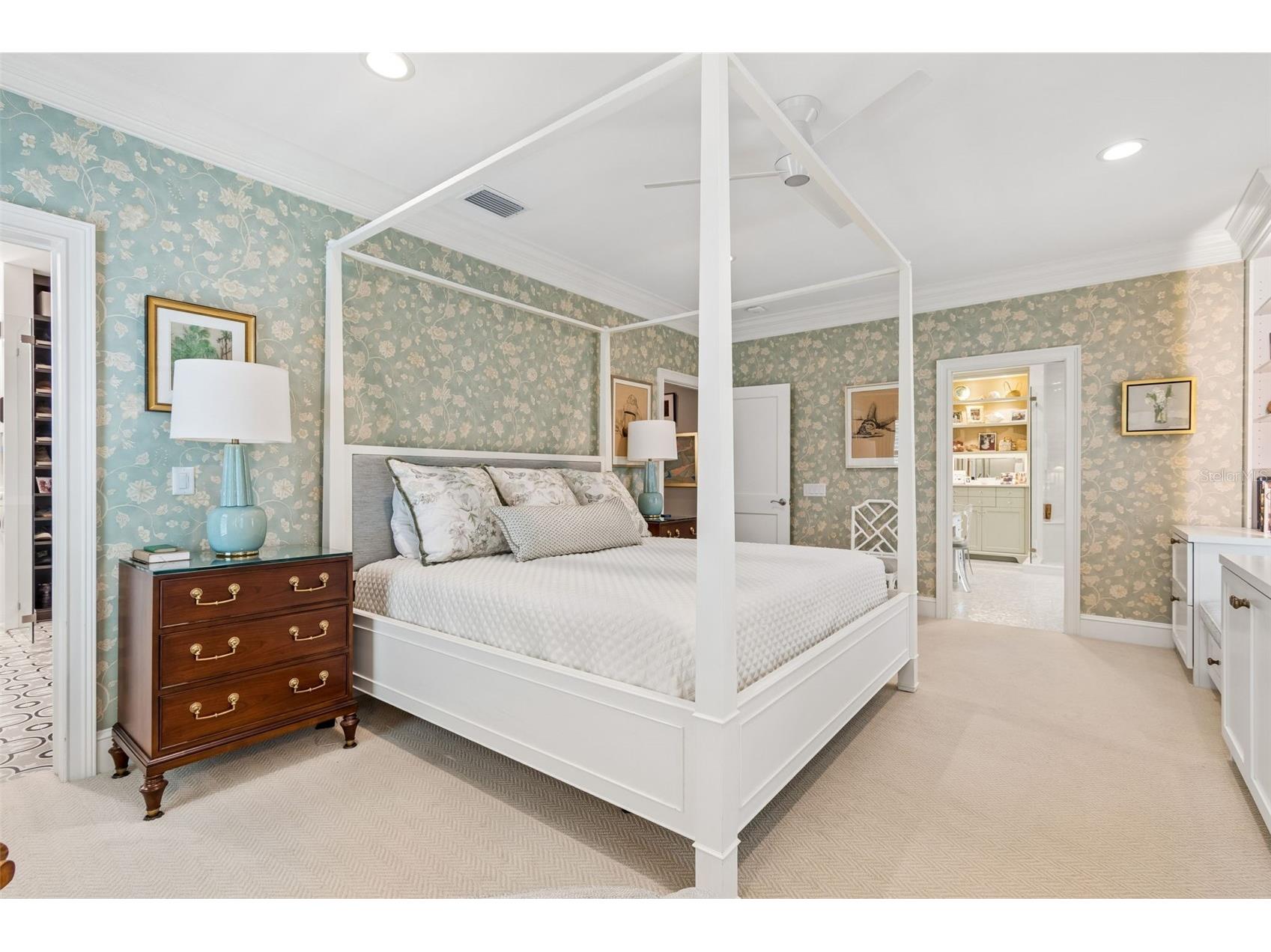 2414 W Country Club Avenue Tampa FL 33611 TB8528818 image24