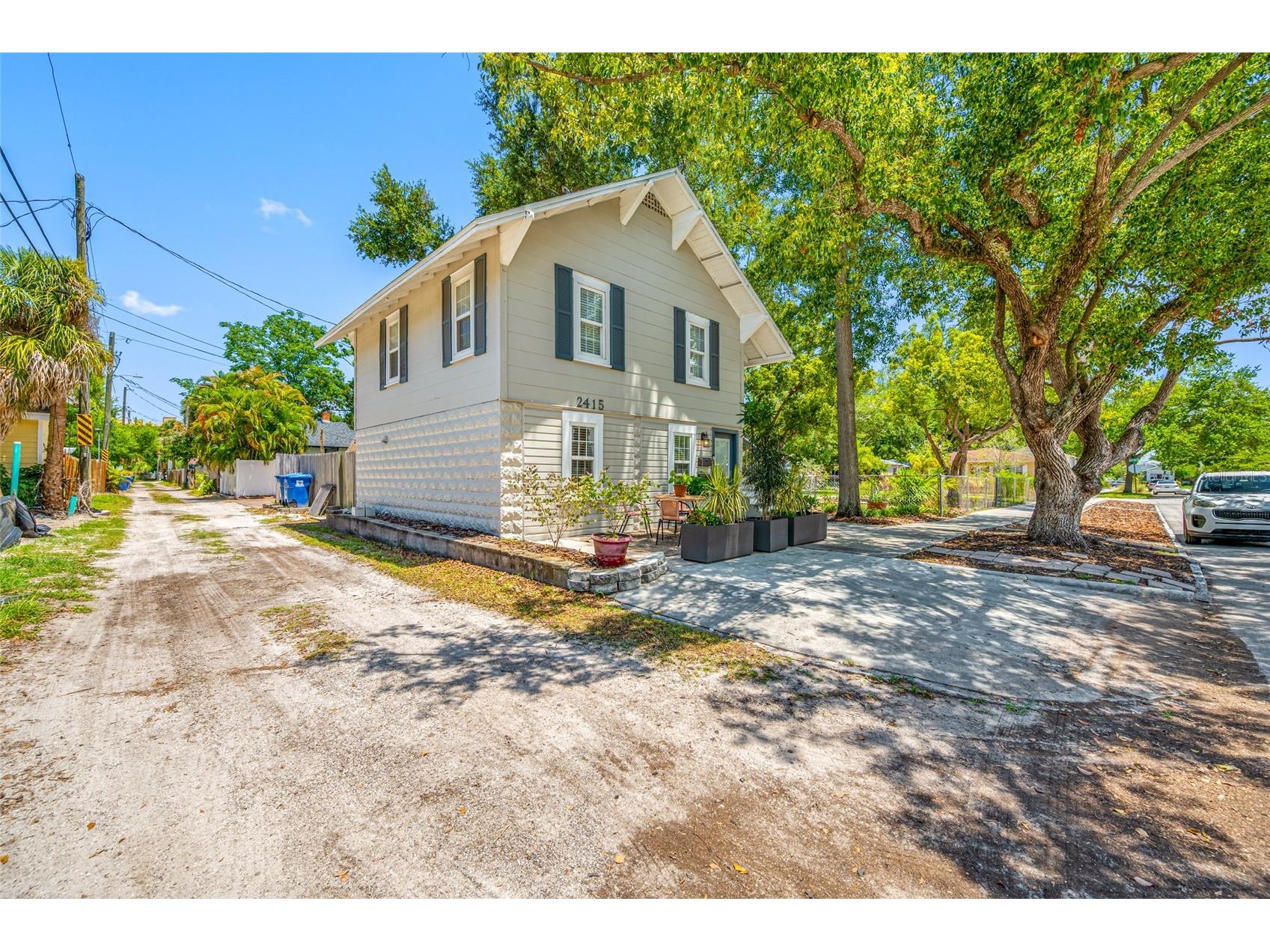 2415 11th Street N Saint Petersburg FL 33704 TB8511726 image13