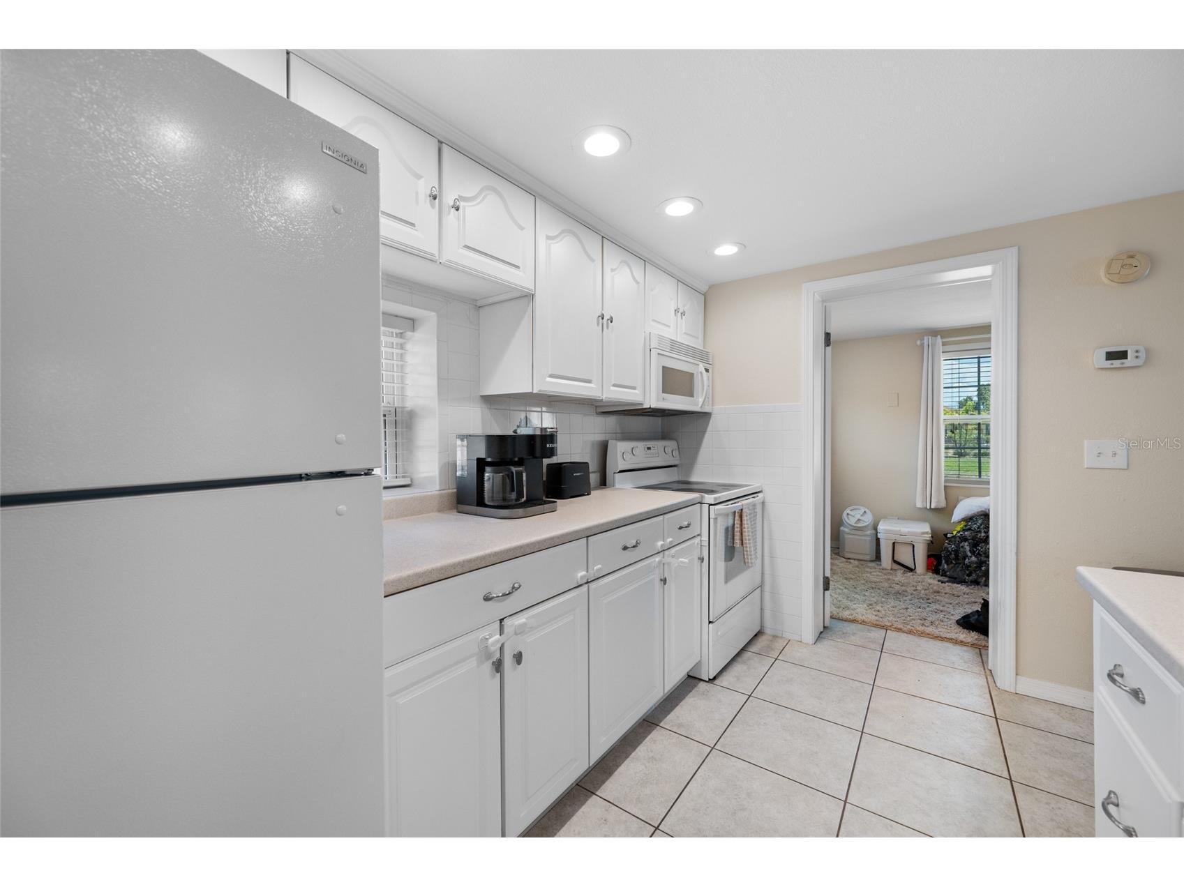 2415 11th Street N Saint Petersburg FL 33704 TB8511726 image24