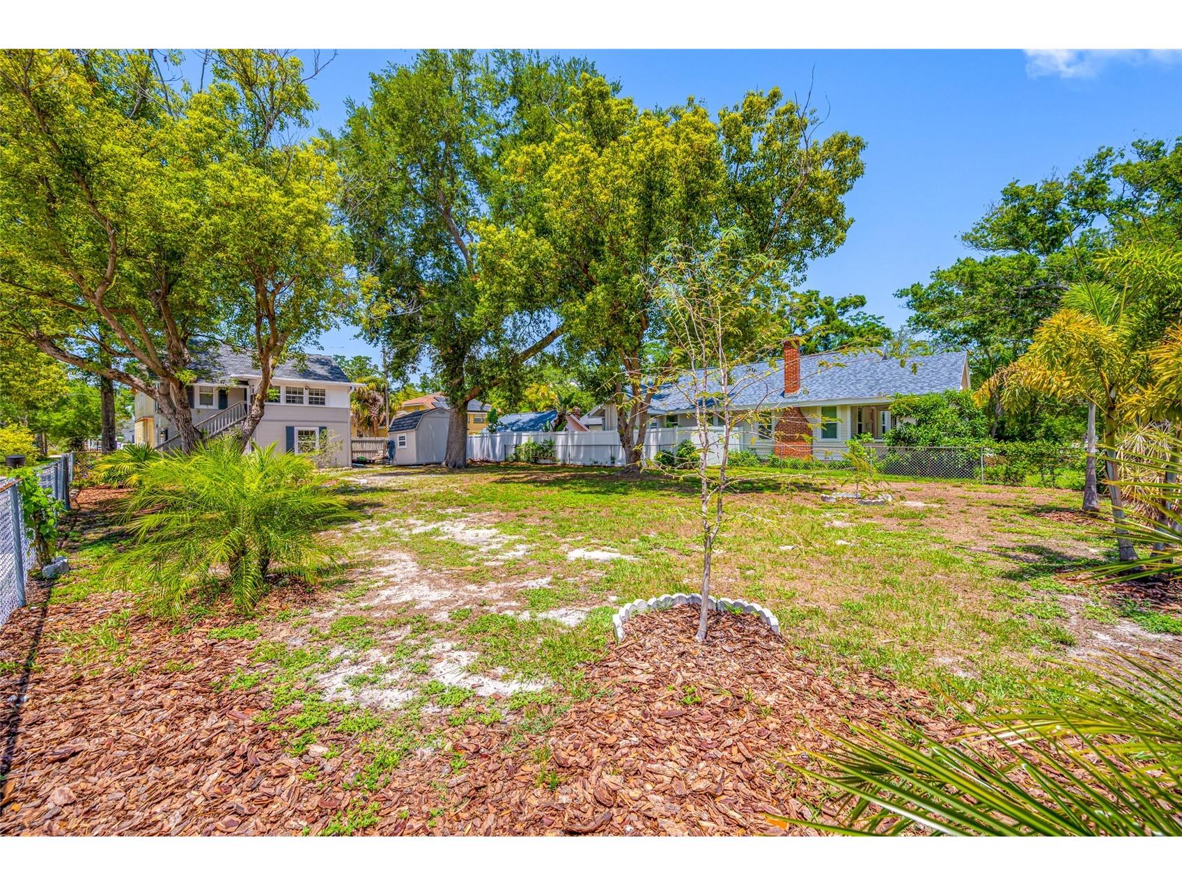 2415 11th Street N Saint Petersburg FL 33704 TB8511726 image5