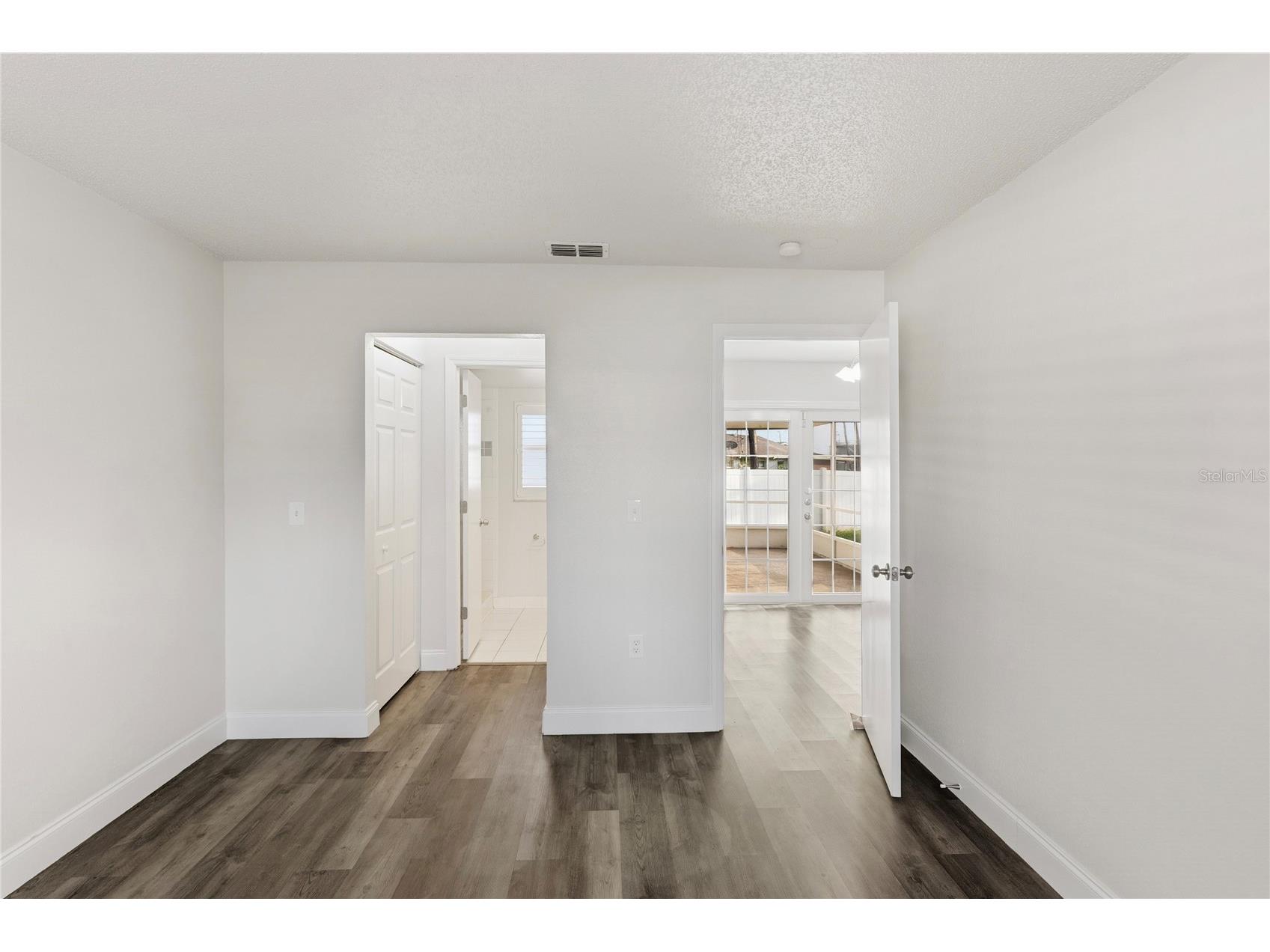 2415 15th Street W Palmetto FL 34221 TB8507292 image12