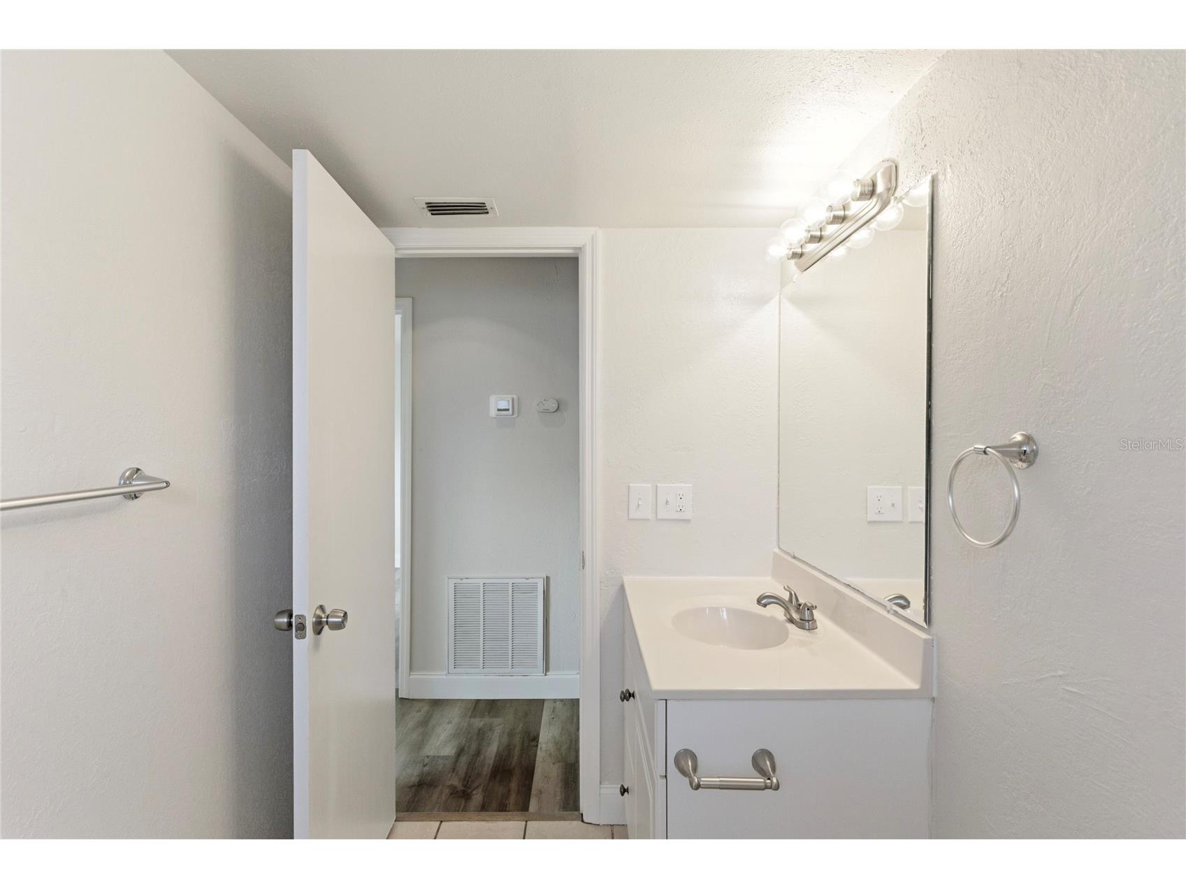 2415 15th Street W Palmetto FL 34221 TB8507292 image25