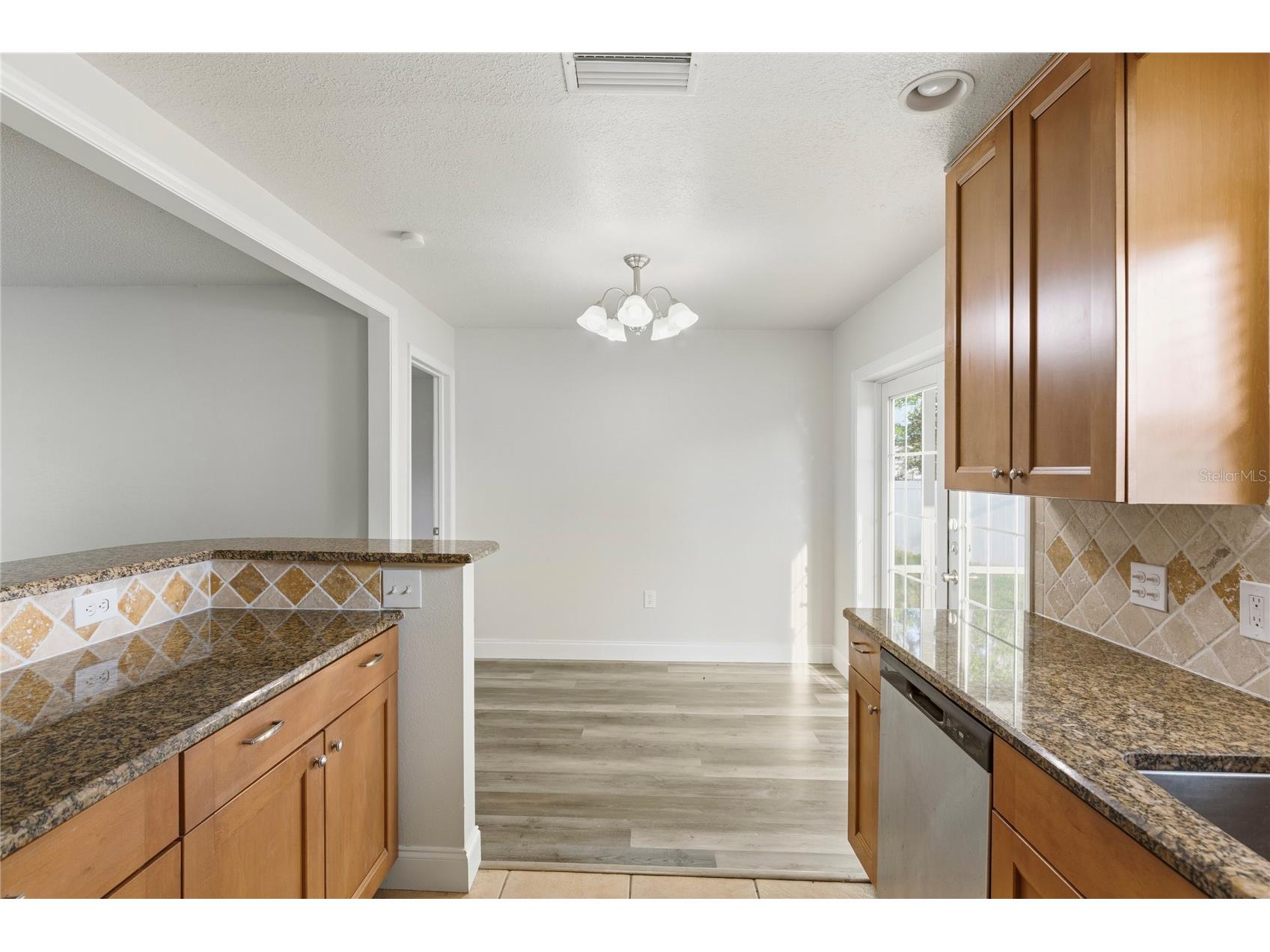 2415 15th Street W Palmetto FL 34221 TB8507292 image5