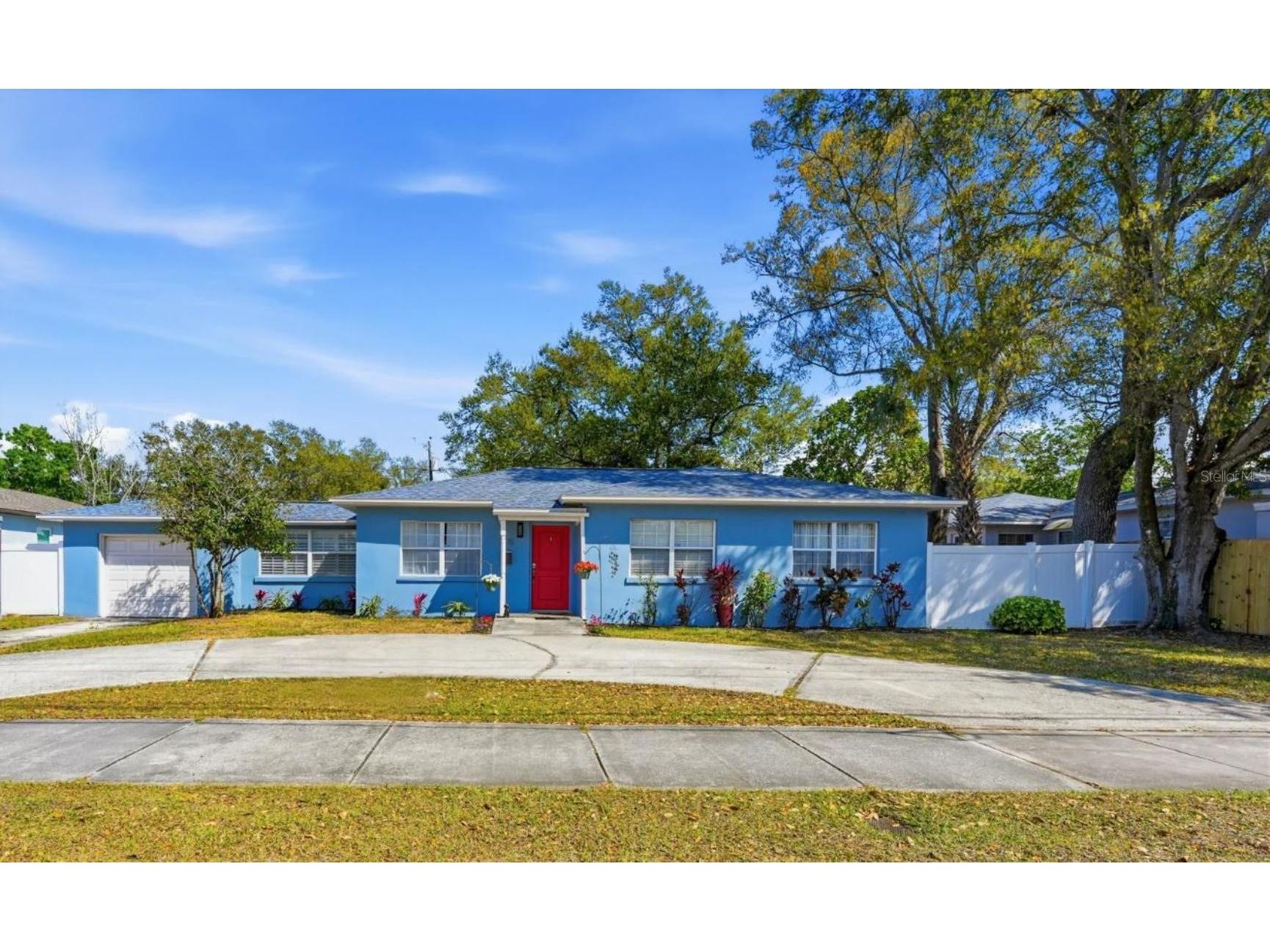 2415 16th Street N Saint Petersburg FL 33704 TB8479813 image1