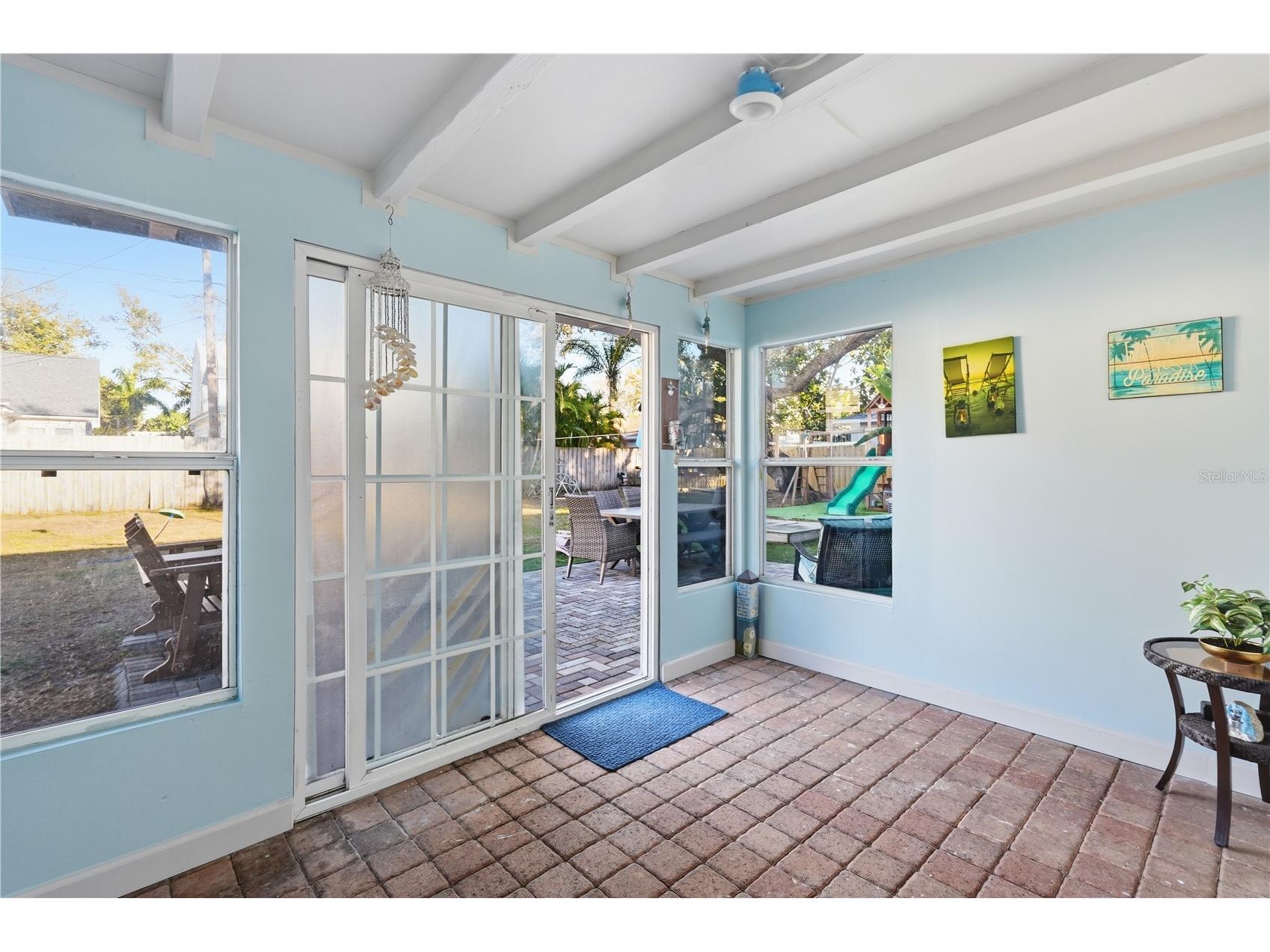 2415 16th Street N Saint Petersburg FL 33704 TB8479813 image22