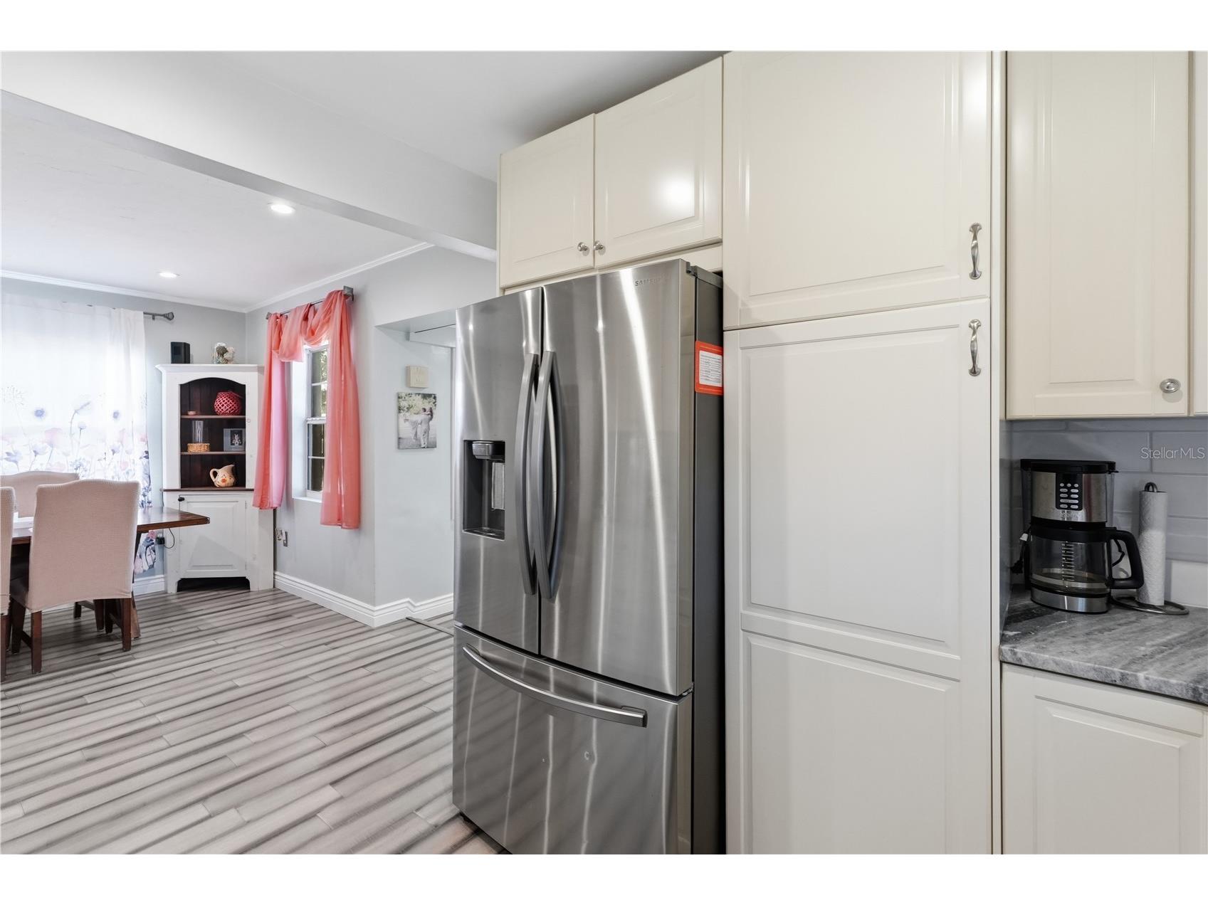 2415 16th Street N Saint Petersburg FL 33704 TB8479813 image8