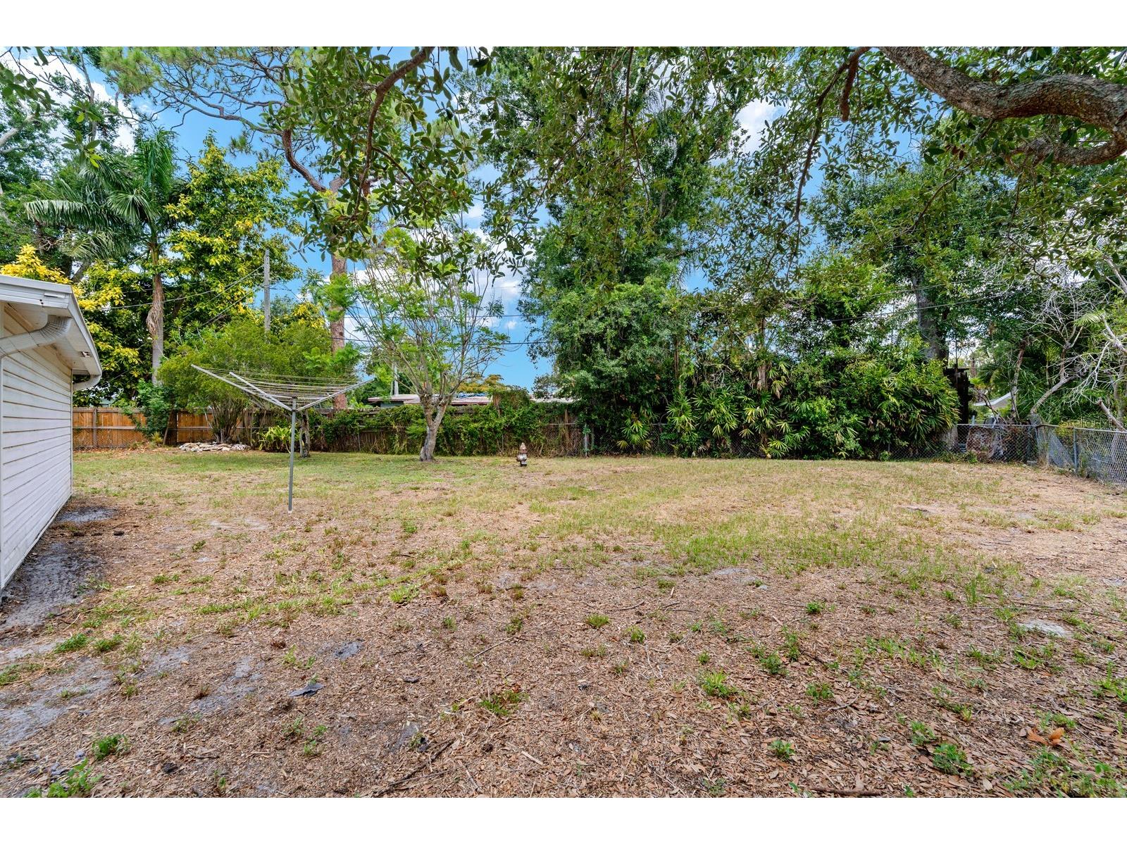 2415 2nd Avenue E Bradenton FL 34208 TB8522922 image32