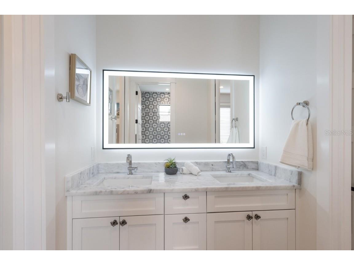 2415 Avenue B Bradenton Beach FL 34217 A4671881 image22