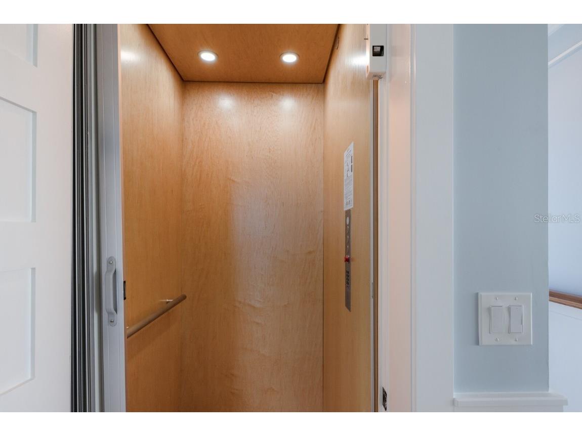 2415 Avenue B Bradenton Beach FL 34217 A4671881 image42