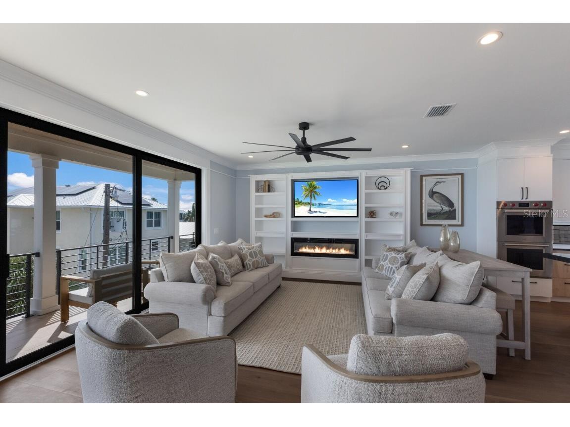 2415 Avenue B Bradenton Beach FL 34217 A4671881 image5