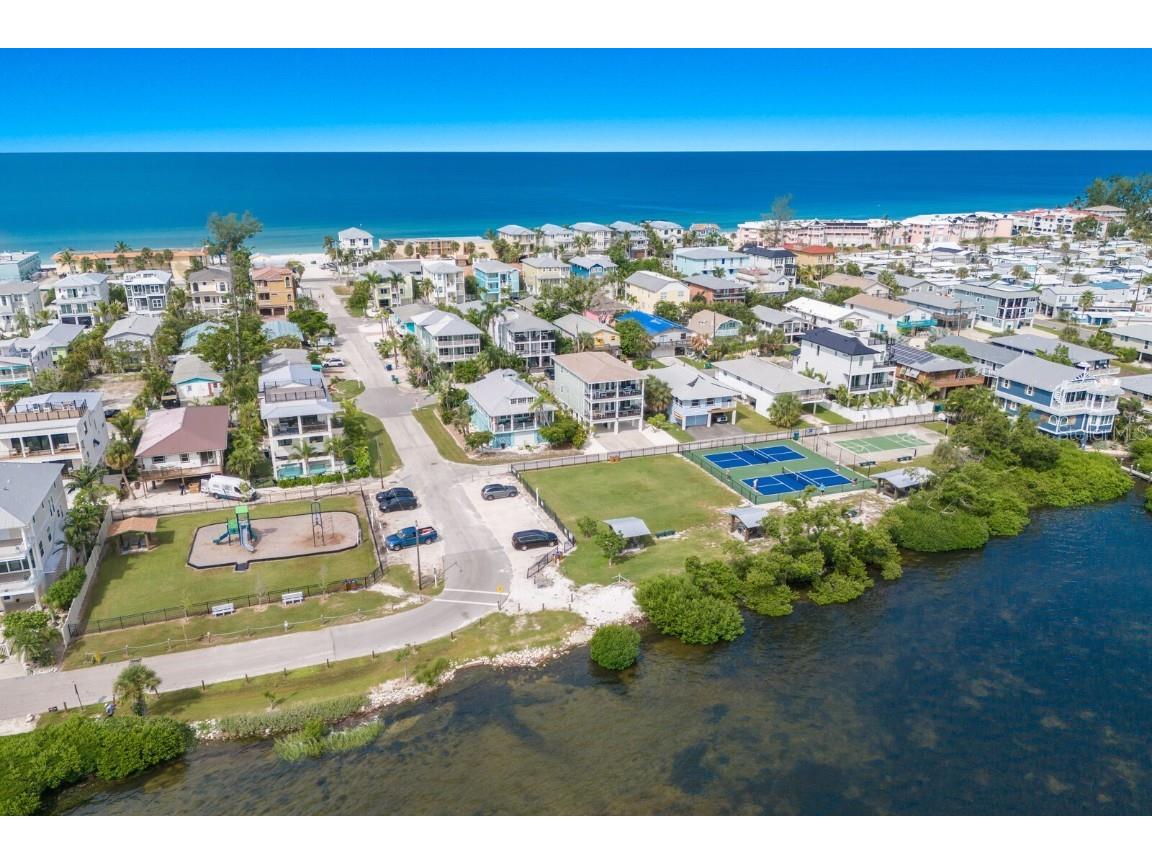 2415 Avenue B Bradenton Beach FL 34217 A4671881 image67