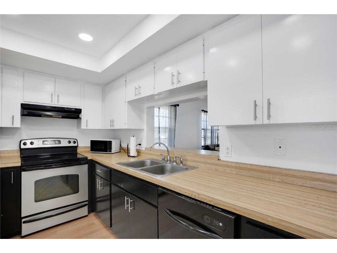 2415 Bayshore Gardens Parkway #8 Bradenton FL 34207 A4668229 image14