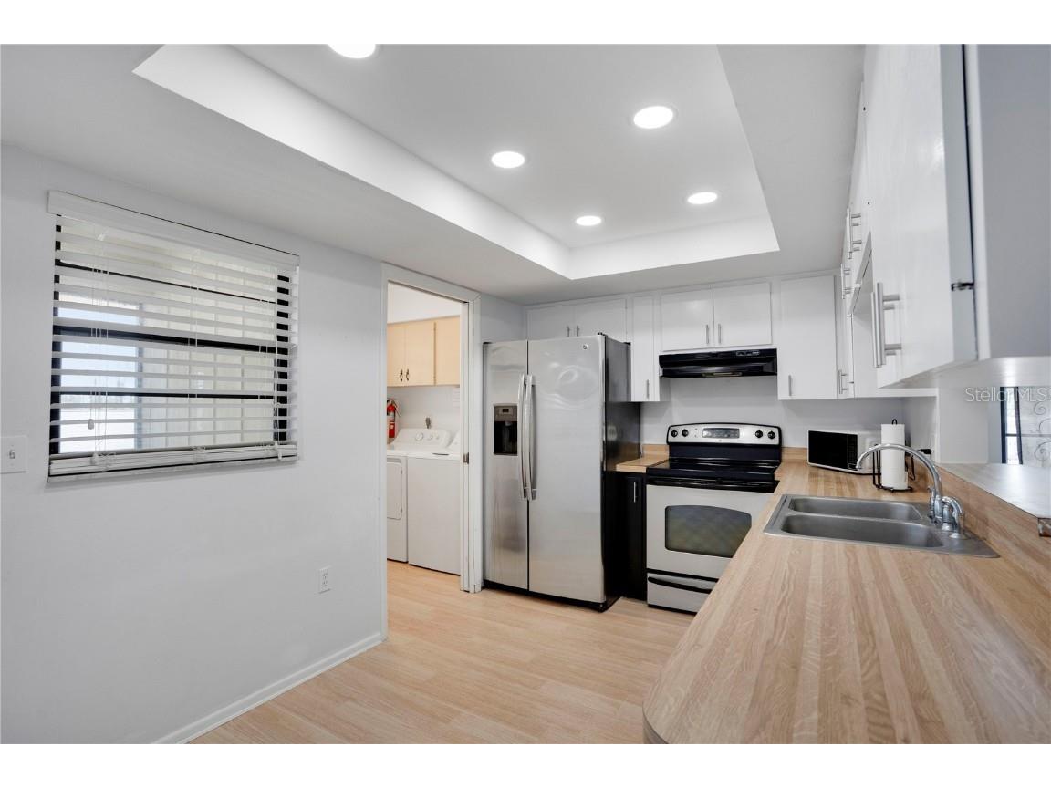 2415 Bayshore Gardens Parkway #8 Bradenton FL 34207 A4668229 image17