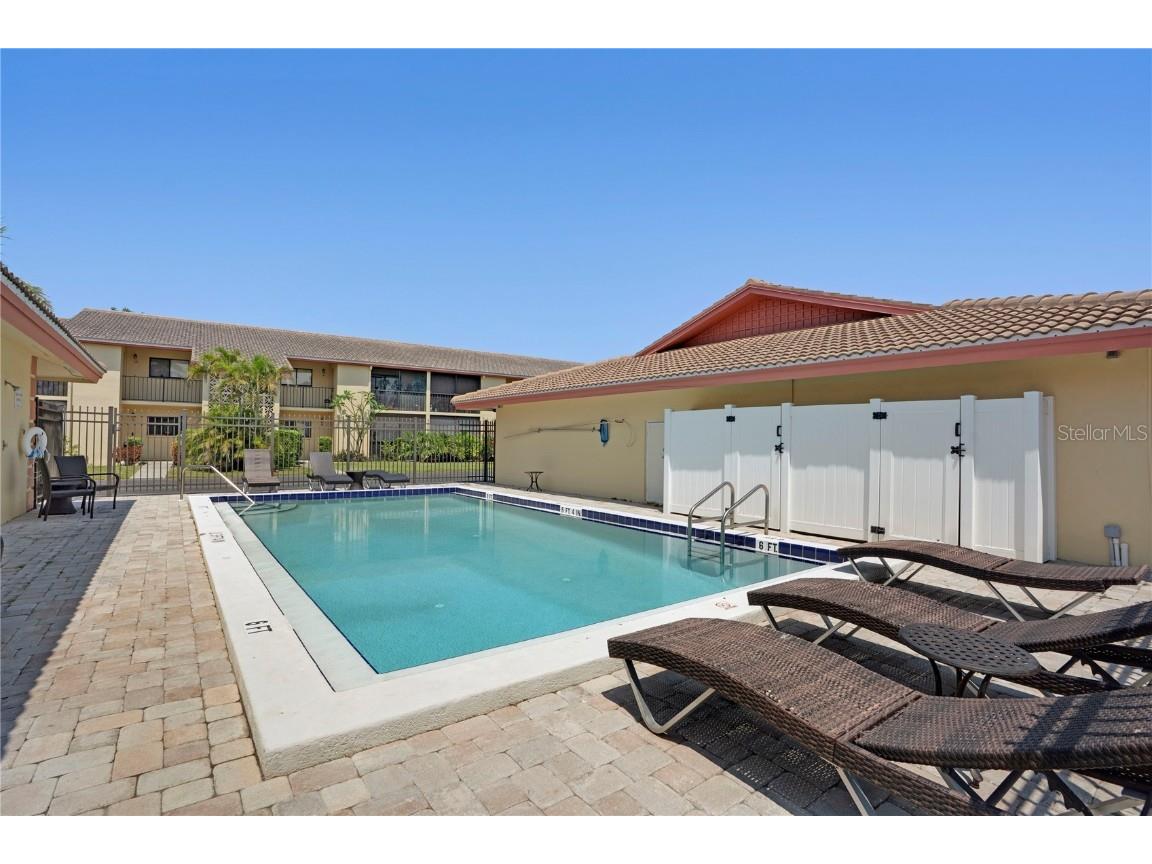 2415 Bayshore Gardens Parkway #8 Bradenton FL 34207 A4668229 image31