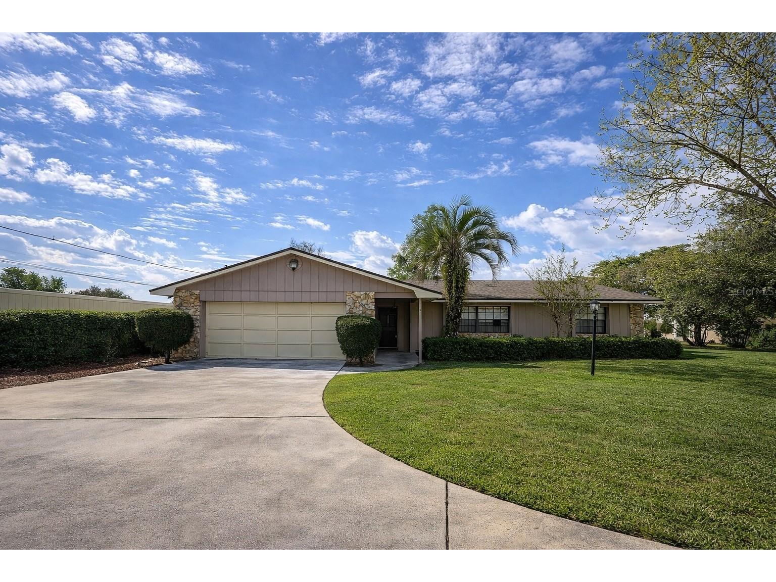 2415 Gem Mary Court Orlando FL 32806 - LAKE GEM MARY O6393546 image1