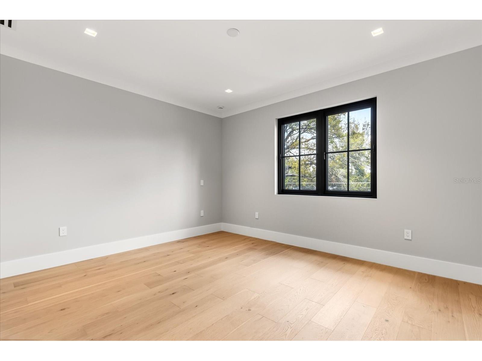 2415 Laura Place Orlando FL 32803 O6386133 image32