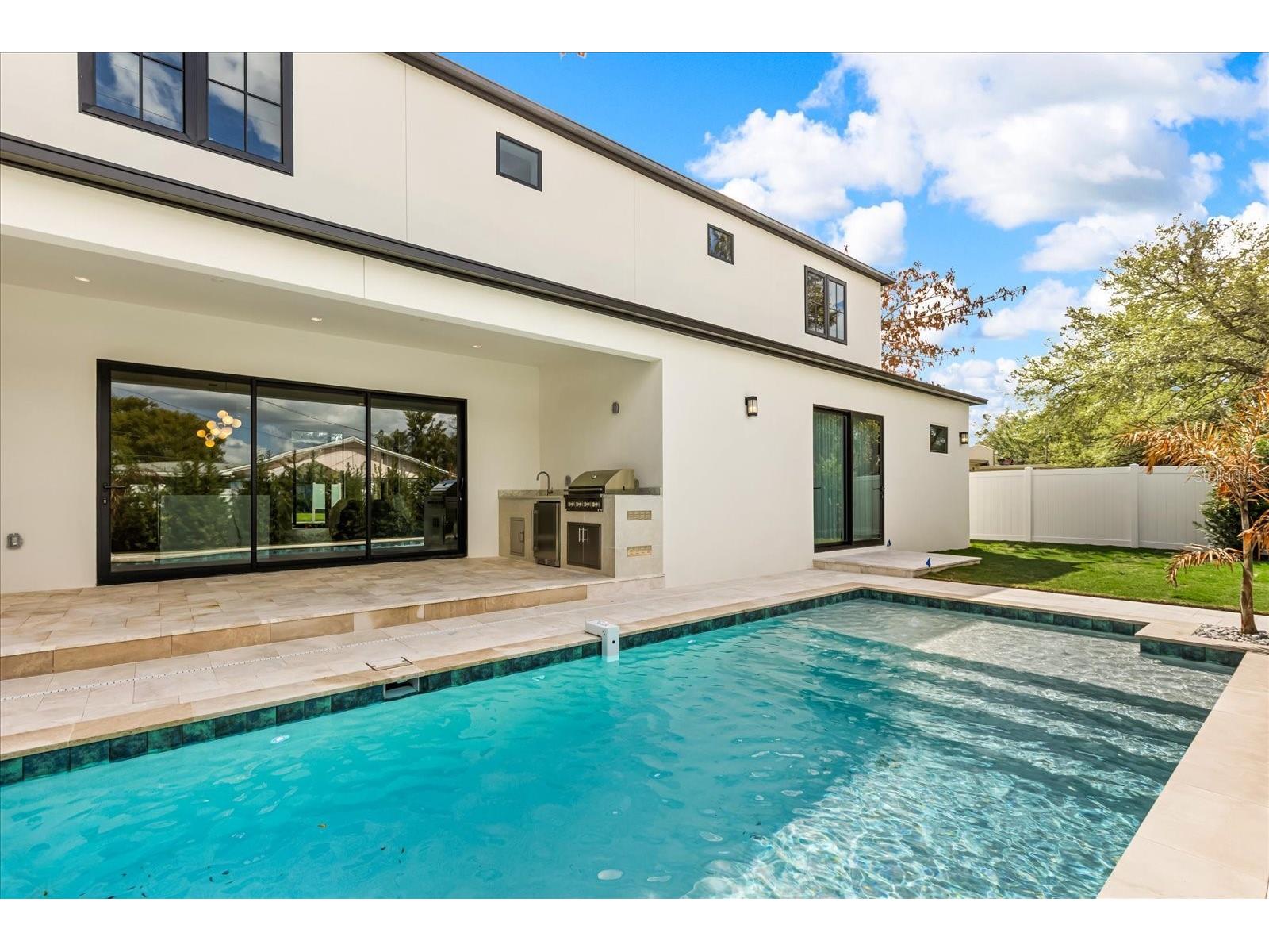 2415 Laura Place Orlando FL 32803 O6386133 image36