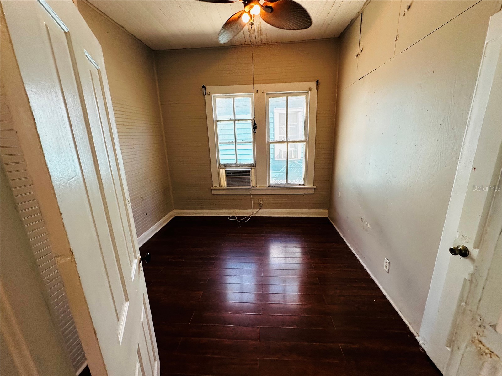 2415 Marconi Street Tampa FL 33605 TB8474757 image13