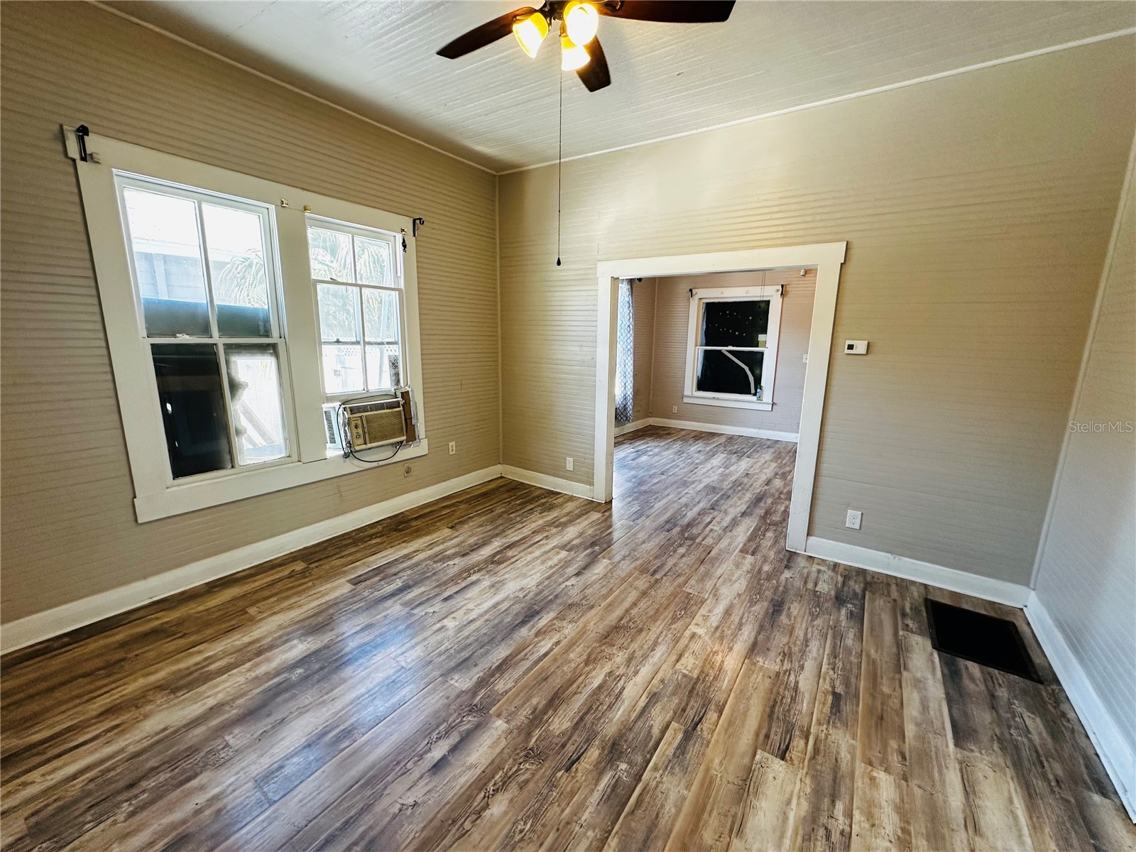 2415 Marconi Street Tampa FL 33605 TB8474757 image9