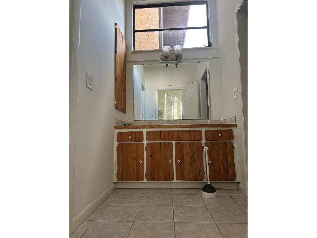 2415 NE 7th Street #2 Ocala FL 34470 OM707247 image20