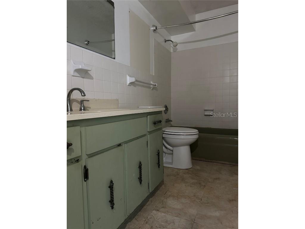 2415 NE 7th Street #2 Ocala FL 34470 OM707247 image9