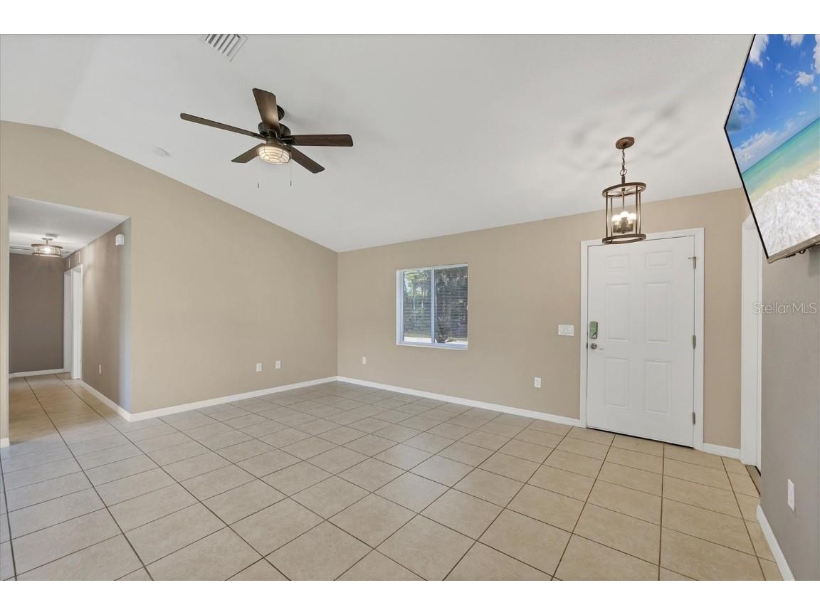 2415 Nowatney Avenue North Port FL 34286 D6144186 image4