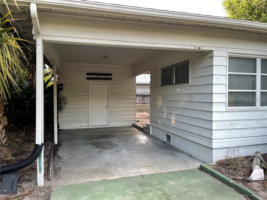 2415 Pelican Drive Sarasota FL 34237 A4659633 image3