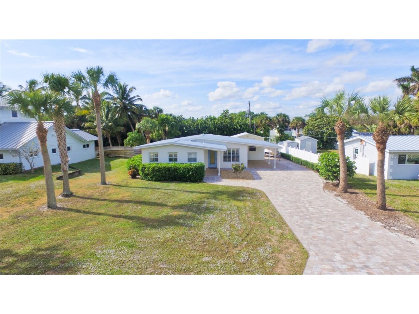 2415 Tamarind Drive Hutchinson Island FL 34949 O6264289 image1