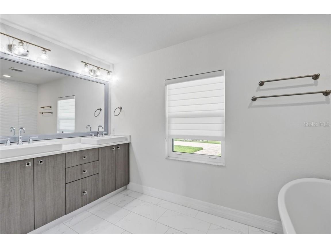 2415 W Price Boulevard North Port FL 34286 C7515168 image43