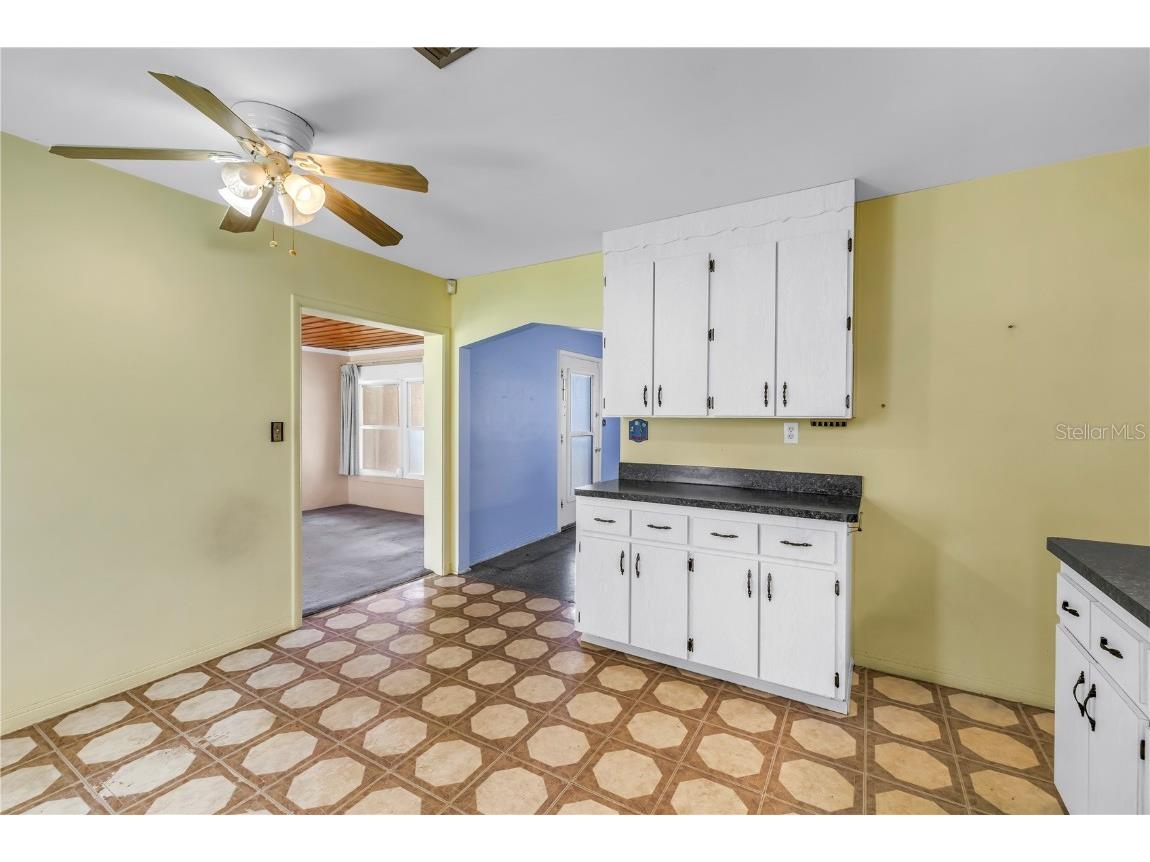 2415 York Street N Saint Petersburg FL 33710 TB8396772 image14